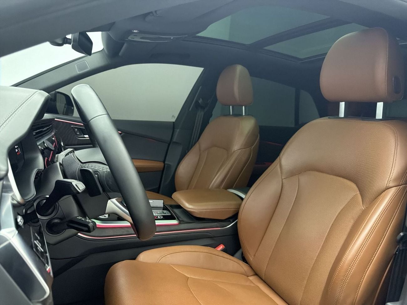أودي Q8 55 TFSI quattro 340hp (Ref# 05486)