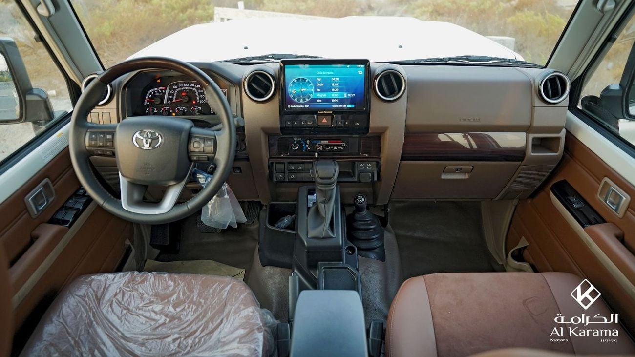 Toyota Land Cruiser Pick Up LX 2.8L Diesel - 4x4 Automatic Transmission - Full Option with Lane Keep Assist