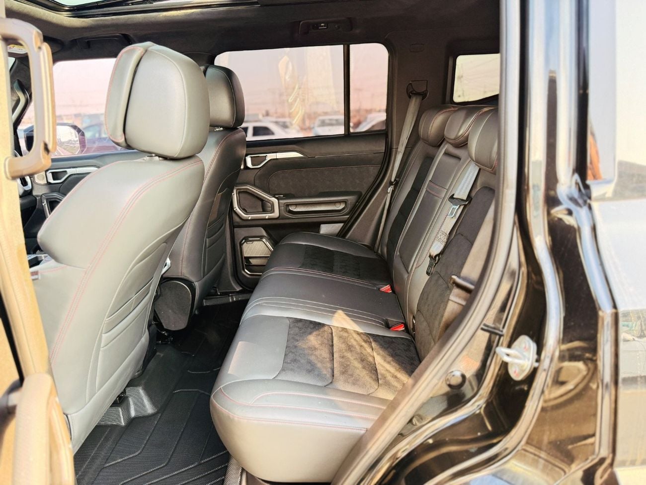 Jetour T2 LUX