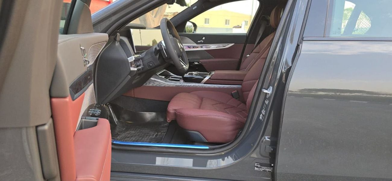 BMW 735i