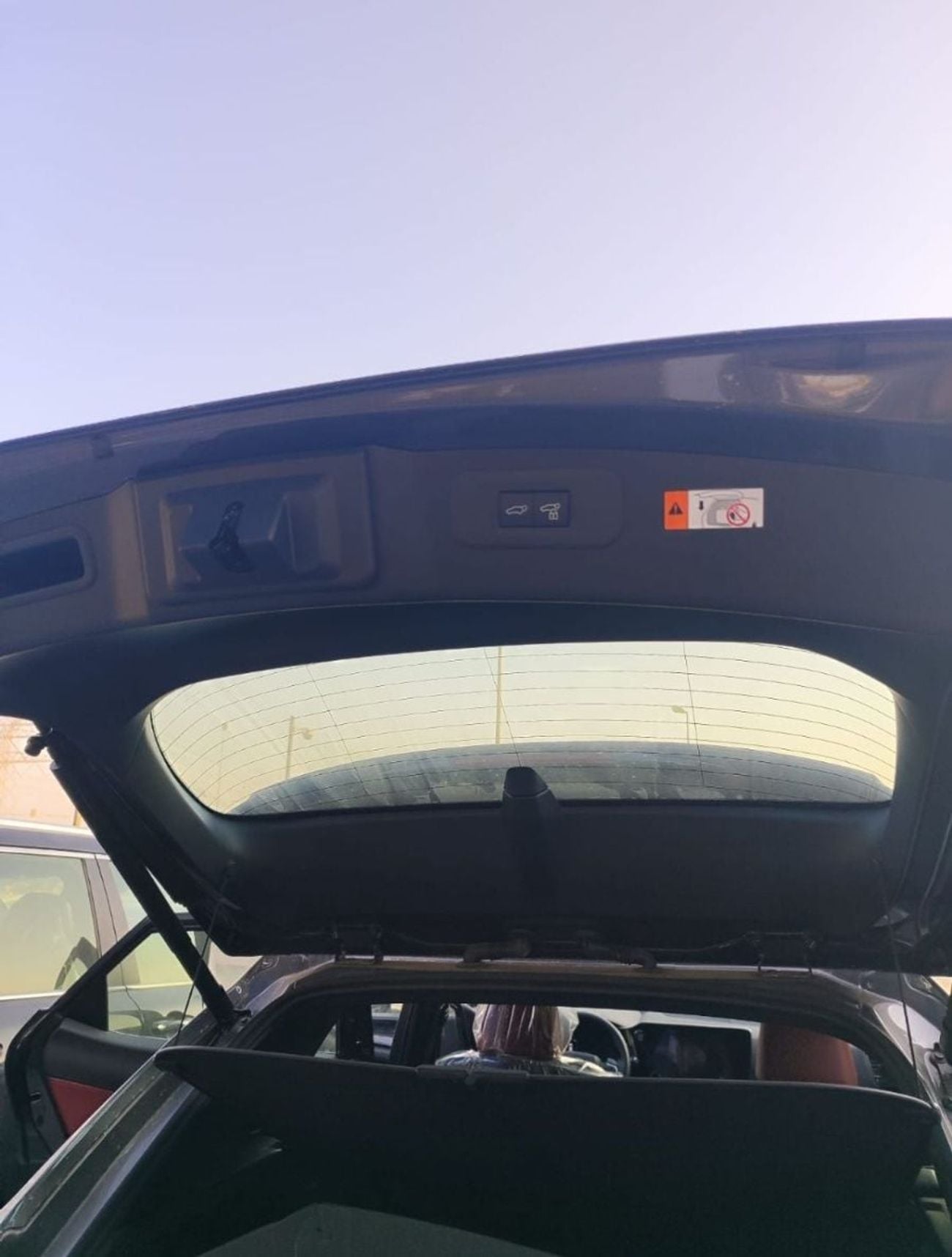 Lexus NX 350h PLATINUM 2026 Lexus NX 350h Hybrid automatic with panoramic roof GCC Specs Available GRAY