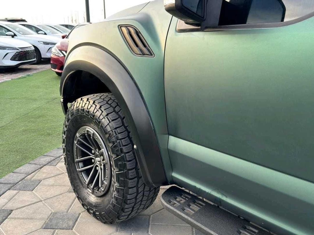 Ford F-150 RAPTOR CREW CAB LUX