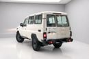 Toyota Land Cruiser 70 LC 78 HARDTOP 4.0L AT - White Inside Oak | Export Only