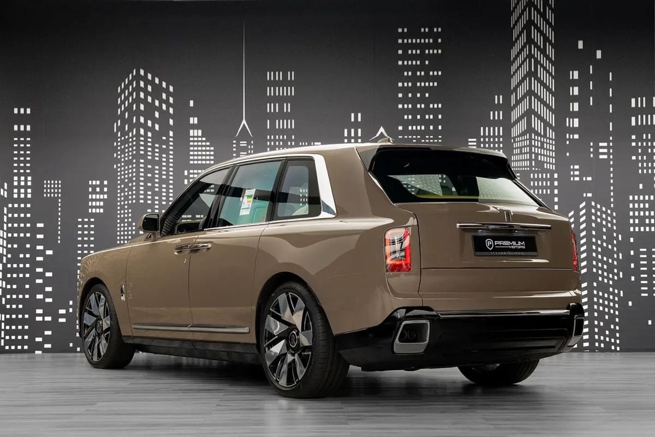 Rolls Royce Cullinan SILVER BADGE