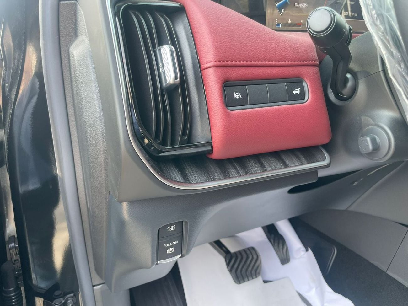 Nissan Patrol LE TITANIUM +