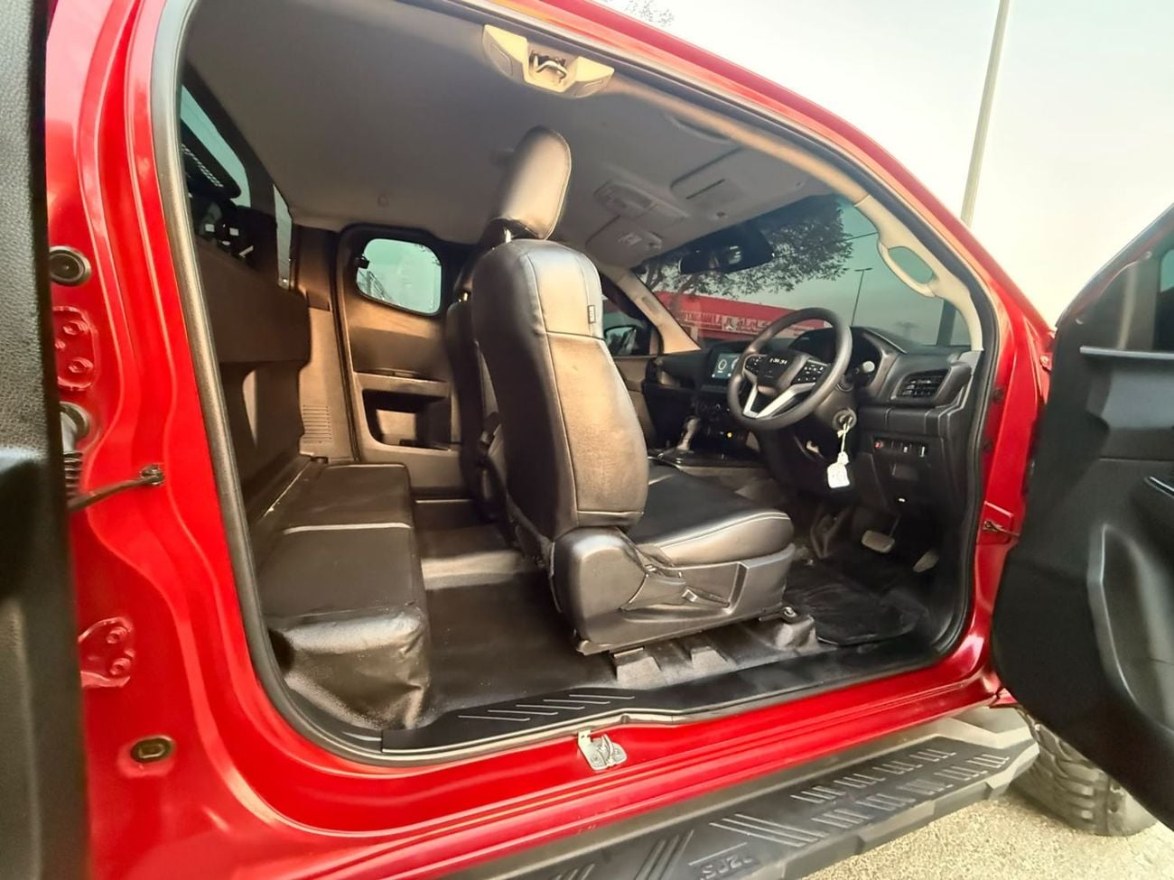 Isuzu D-MAX - 3.0 Diesel Engine - AT - 4WD - Pickup