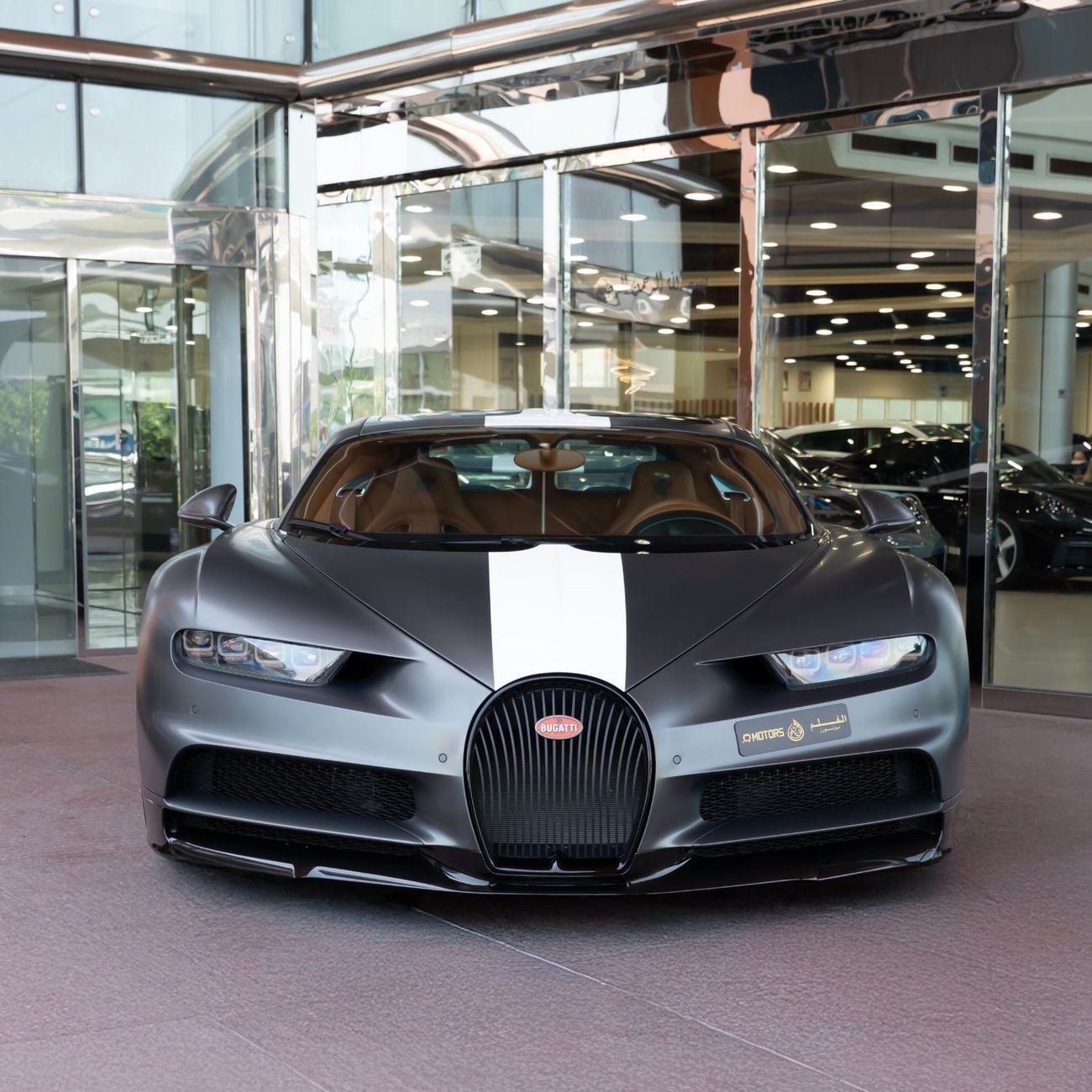 بوغاتي شيرون 2021 BUGATTI CHRION (1 OF 20) DONE 6000KM (4 YEARS WARRANTY+ SERVICE)