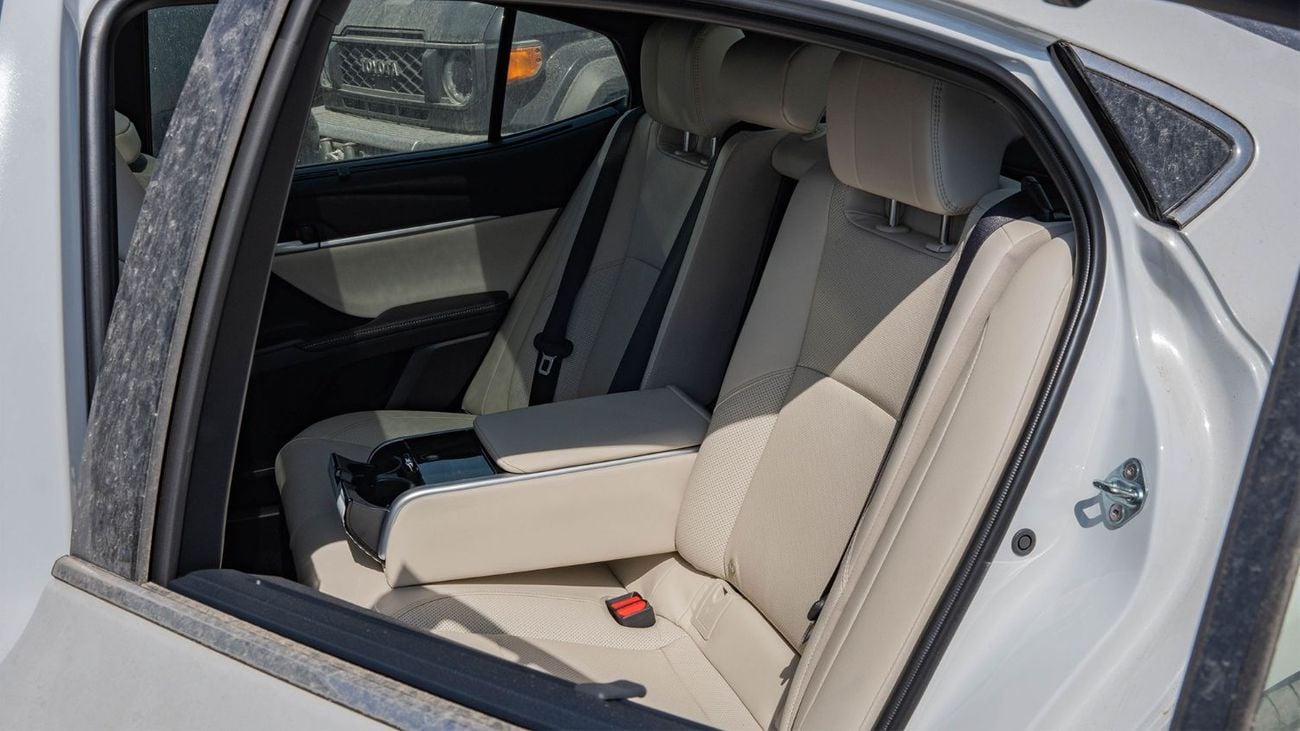 Toyota Camry LIMITED HEV 2026 Toyota Camry Limited 2.5L AT Hybrid
