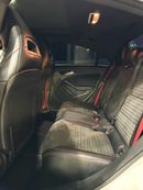 Mercedes Benz CLA250 STANDARD