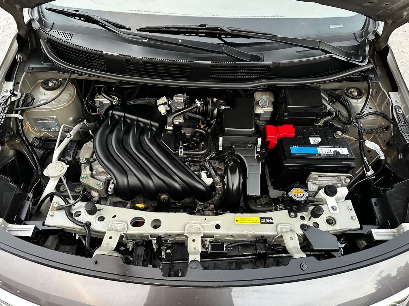Nissan Sunny SV
