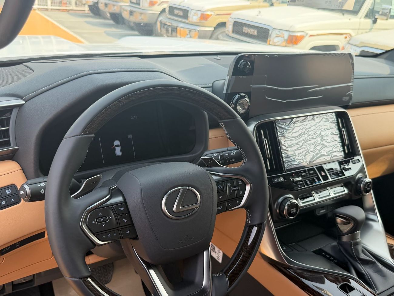 لكزس LX 600 SIGNATURE