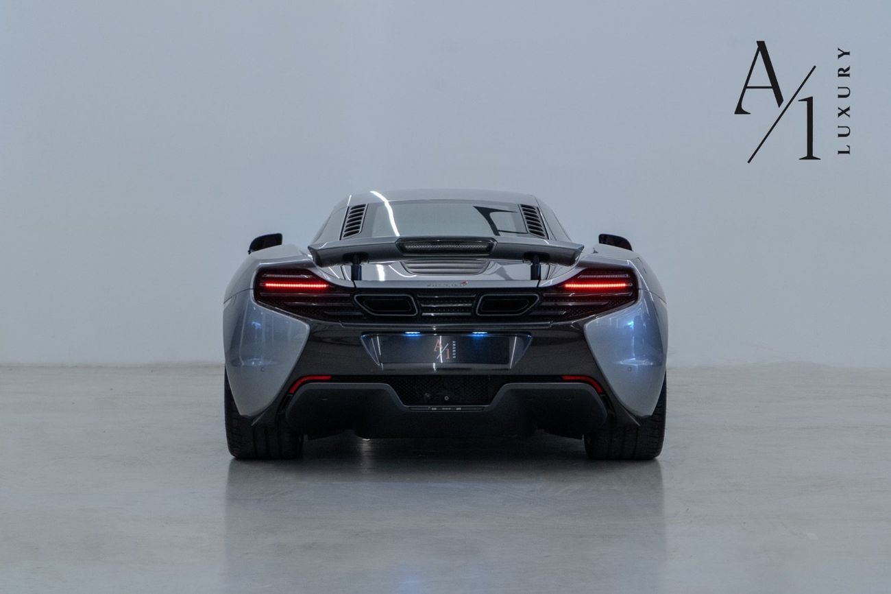 McLaren 650S COUPE 2015 Mclaren 650s, Fully Loaded, Excellent Condition, Carbon Fibre Interior/Exterior, GCC Spec