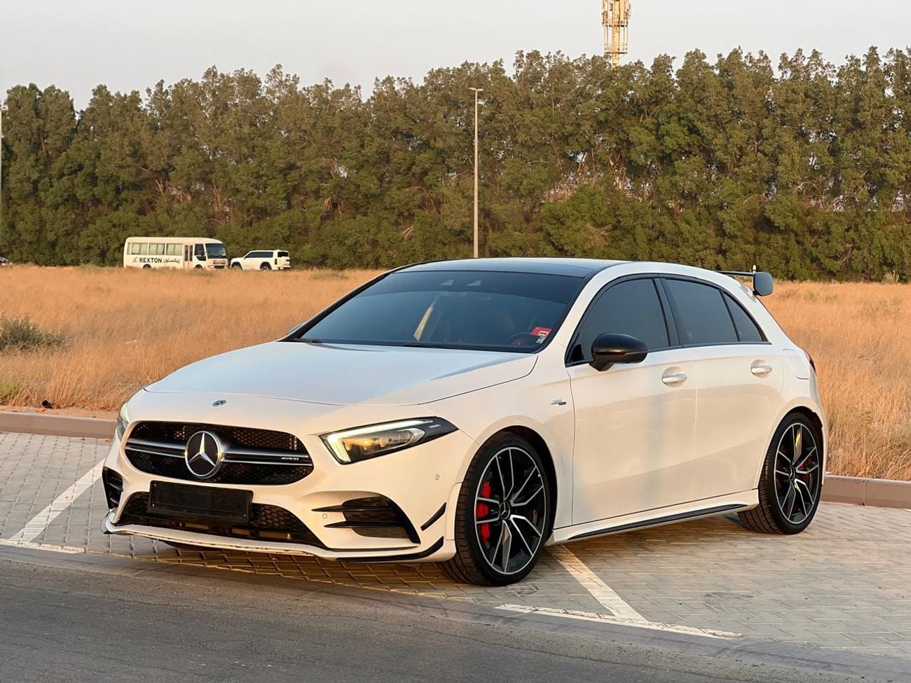 Mercedes Benz A35 AMG 4MATIC PREMIUM