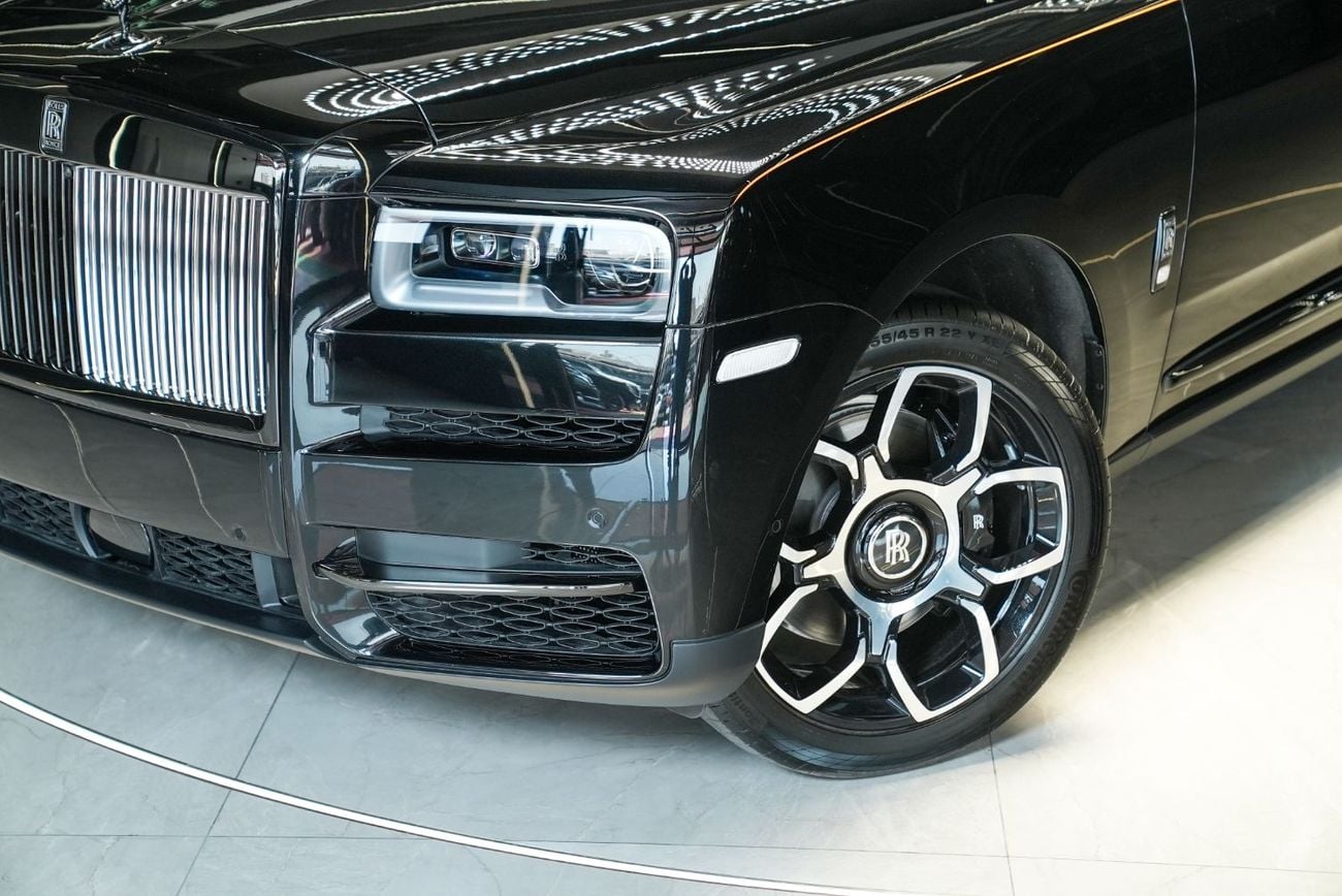 Rolls Royce Cullinan BLACK BADGE