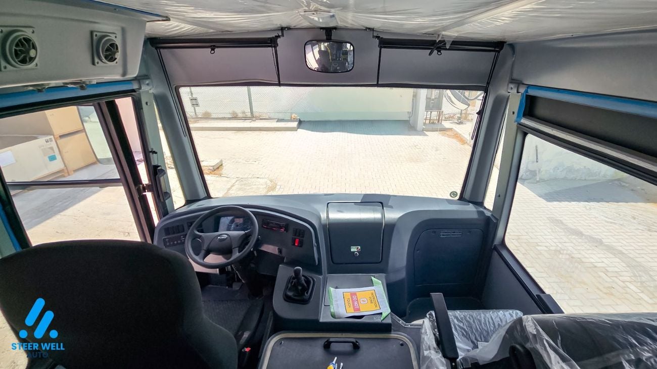 ميتسوبيشي روزا Bus محرك ديزل سعة 4.0 لتر | ناقل حركة يدوي بست سرعات مع نظام ABS | معيار يورو 5 | مواصفات خليجية | حافلة