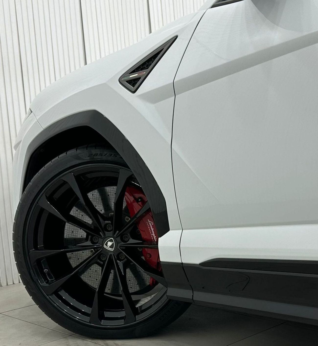 Lamborghini Urus Std 2019 Lamborghini Urus Vip Seats, Warranty, Service History, Full Options, Low Kms, GCC