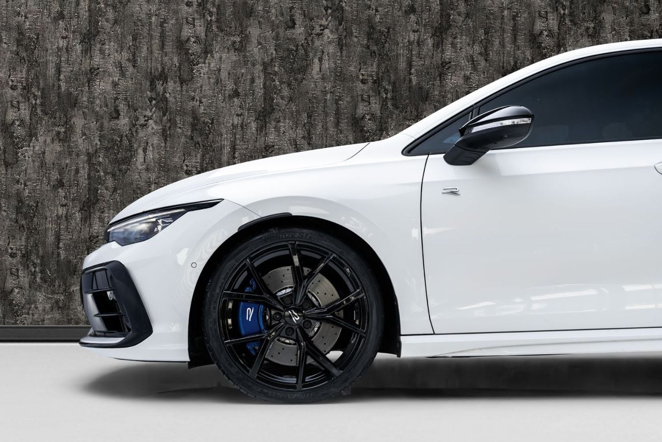 Volkswagen Golf R BUY NOW, PAY 2027 | THE BLACKLINE STANDAD | Warranty + Service, GCC, Low KMs