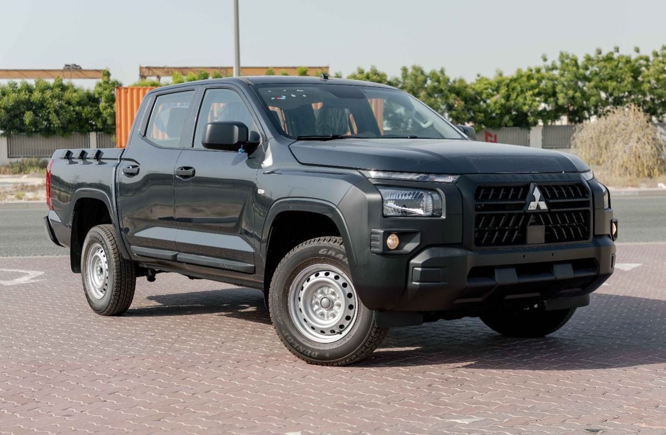 Mitsubishi L200 GL 2.4L - Manual - Grey Inside Black | Export Only