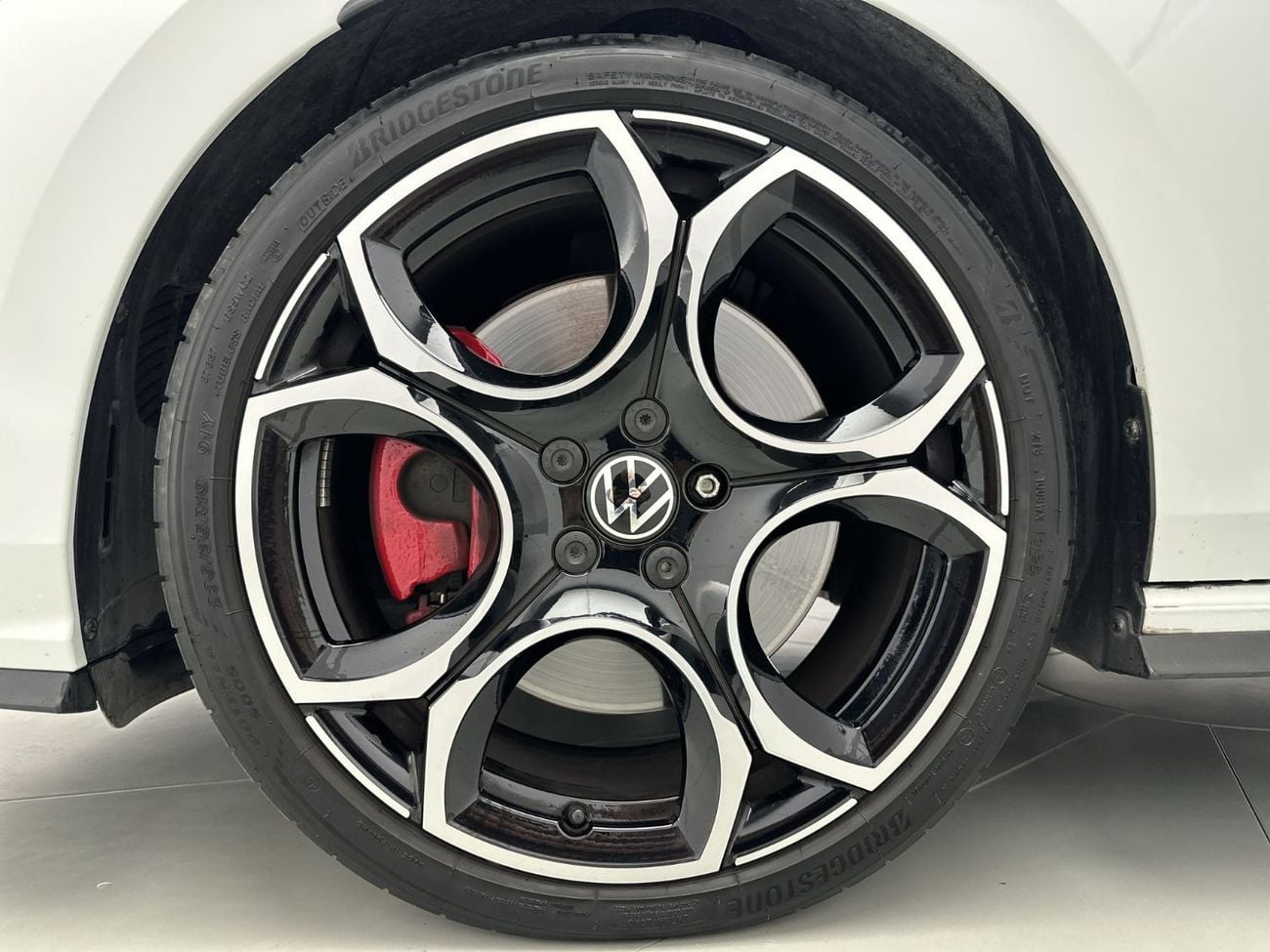 Volkswagen Golf GTI Golf GTI Fabric++ 2L | Premium Spec | Panoramic Roof | HUD | Harman Kardon | 19" Wheels