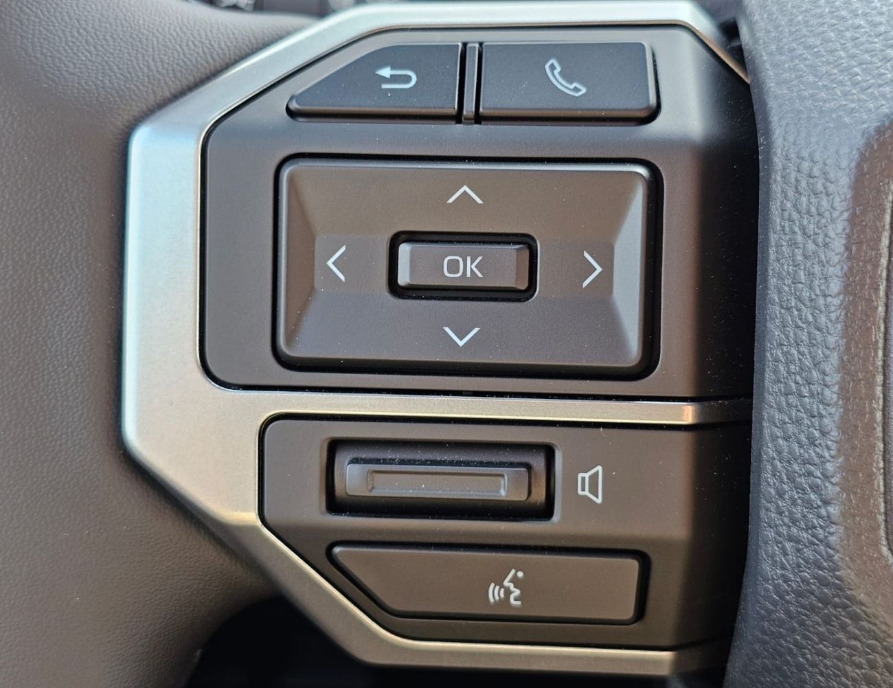 Toyota Prado TOYOTA PRADO ALL ROUNDER TURBO || RADAR | SUNROOF | REAR CAMERA | DRIVER PWR SEAT | 2.4L PETROL V4 4