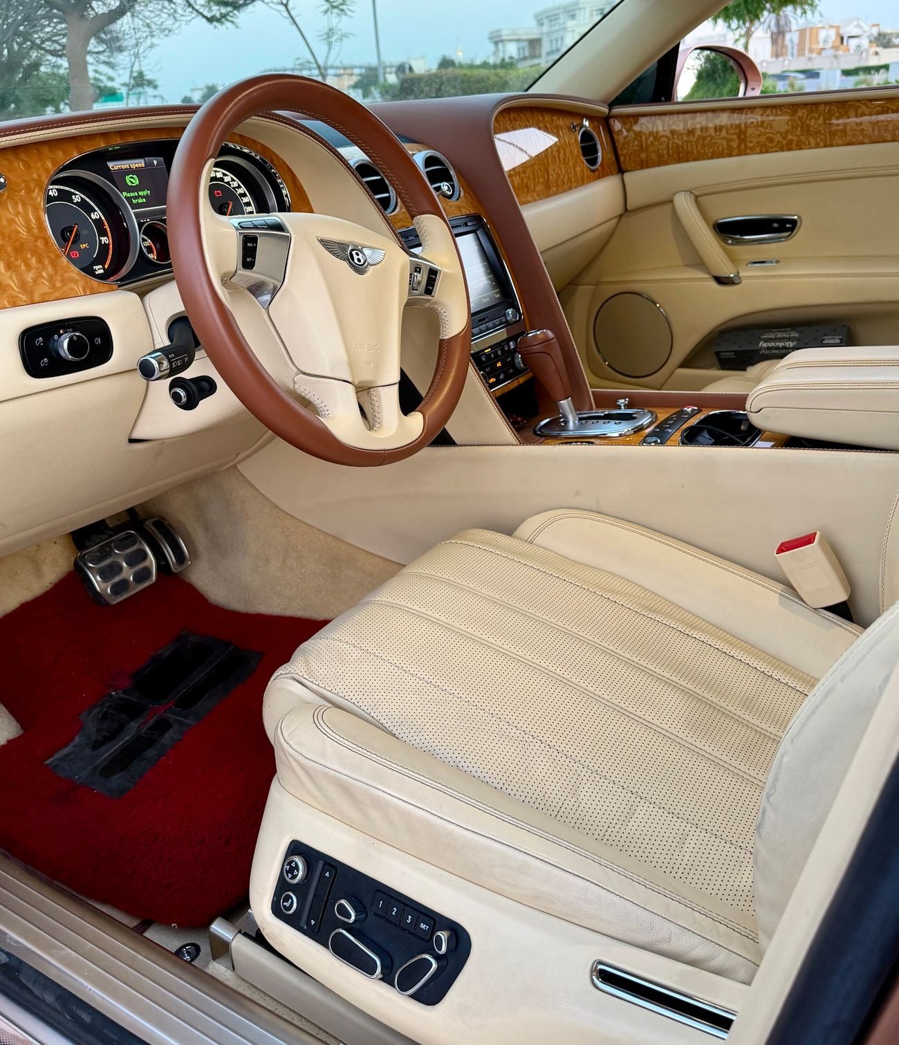 Bentley Flying Spur W12