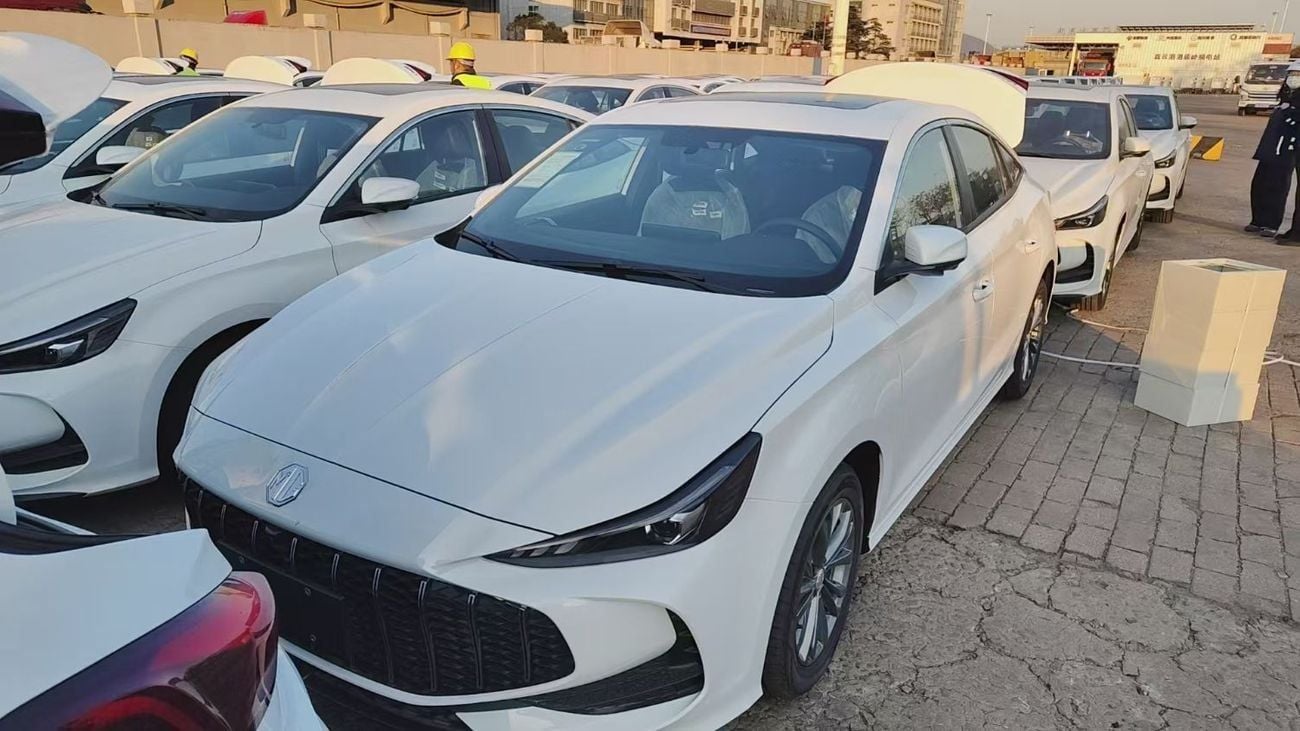 أم جي 5 180DVVT Global Luxury Edition