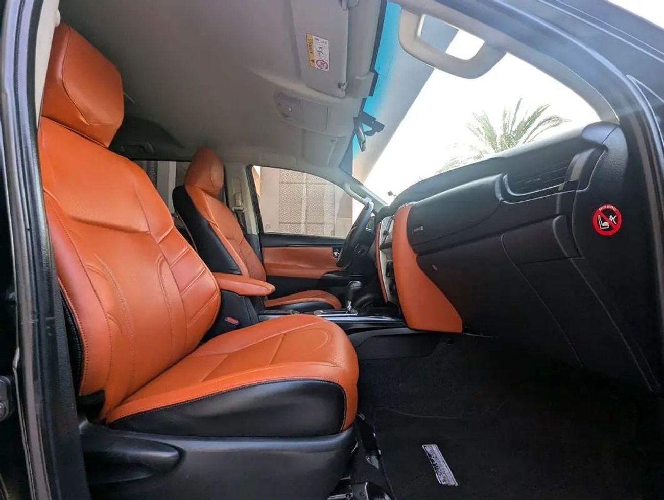 Toyota Fortuner EXR GCC Specs V4 2.7L Interior and Exterior Excellent Condition