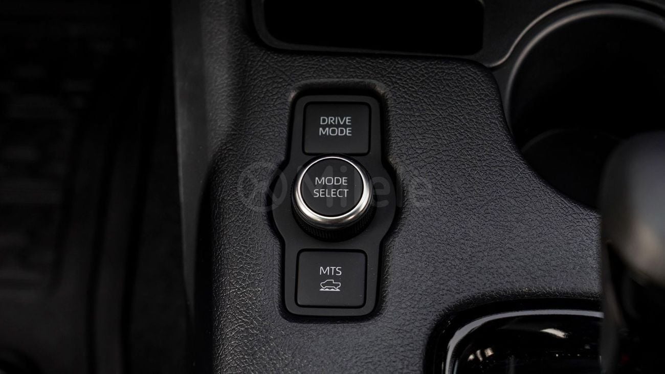 Toyota Hilux HILUX DC DIESEL 2.8M HEV AT 4WD | 2-YEAR WARRANTY + SERVICE AVAILABLE | IN-HOUSE FINANCING