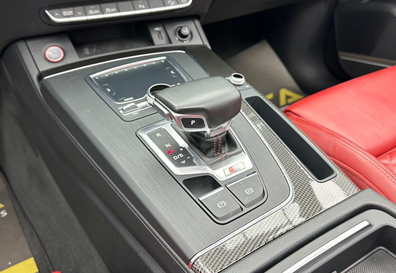 Audi SQ5 STANDARD STD 2020 Audi SQ5 Quattro, 1 Year Unlimited Km Warranty, Full Audi Service History, GCC
