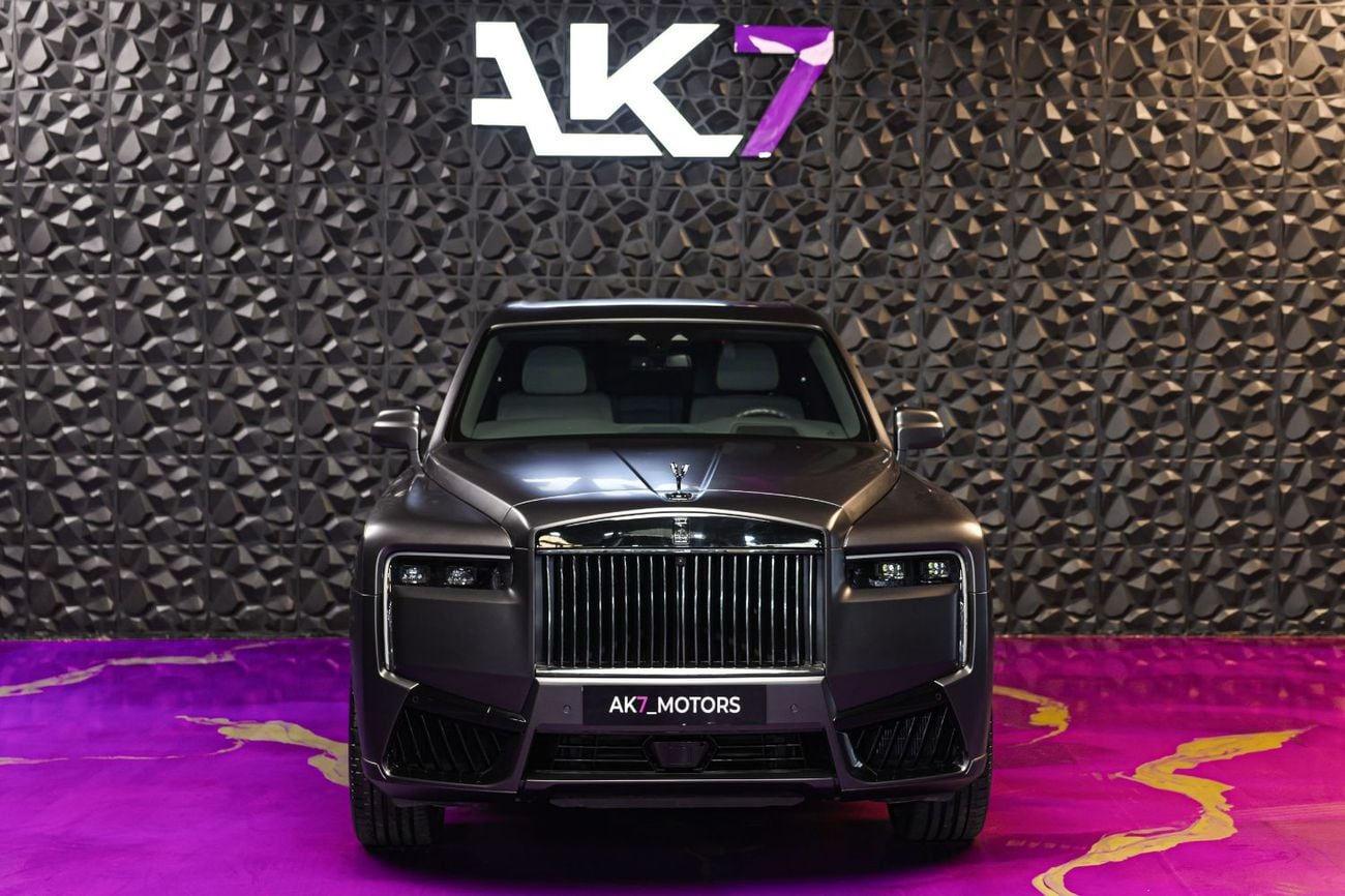 Rolls Royce Cullinan BLACK BADGE 2023 Rolls Royce Cullinan Black Badge | GCC