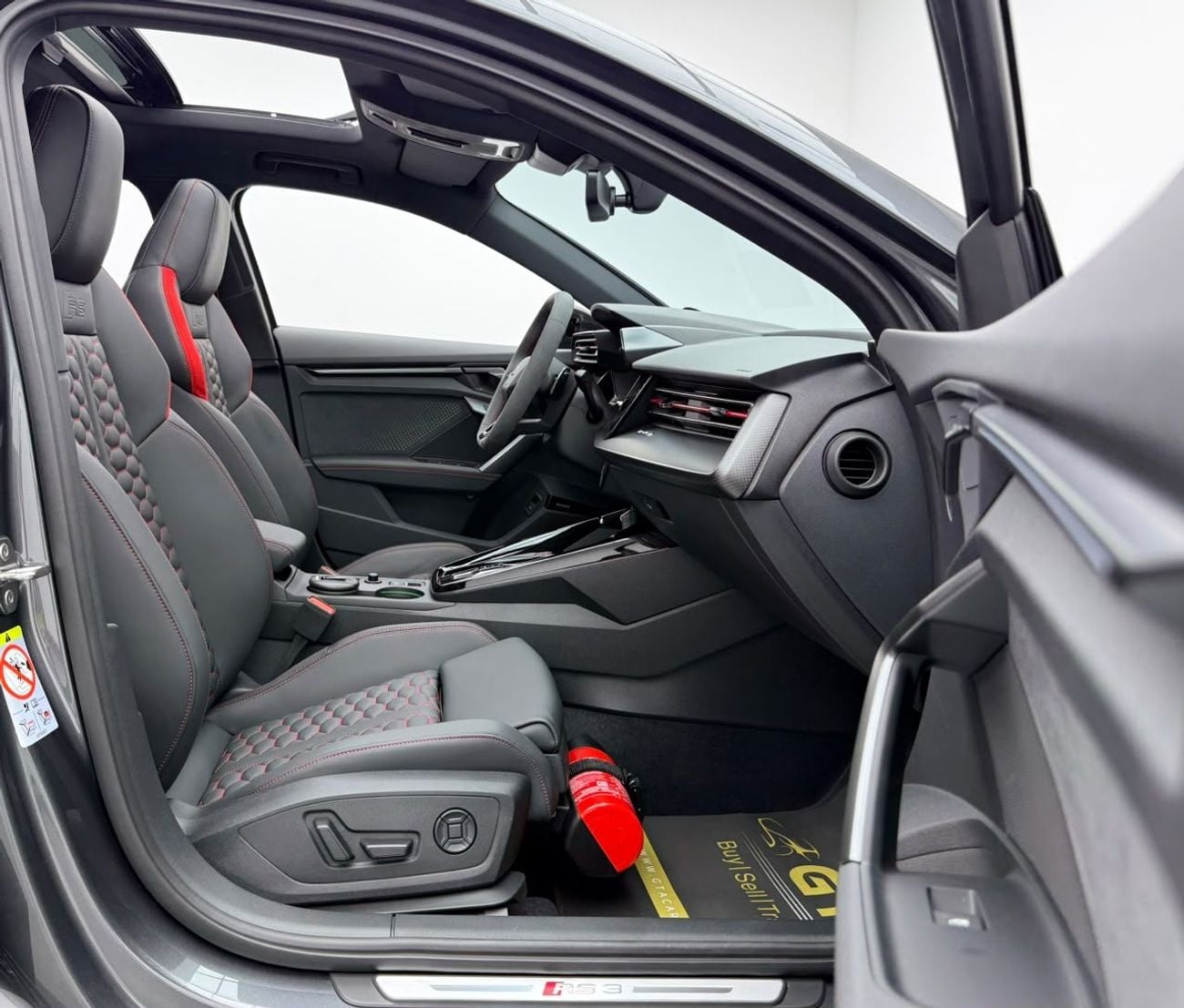 Audi RS3 TFSI SPORTBACK 2026 Audi RS3 Sportback, 2030 Audi Warranty + Service Pack, Carbon Fiber Package, Low Km, GCC