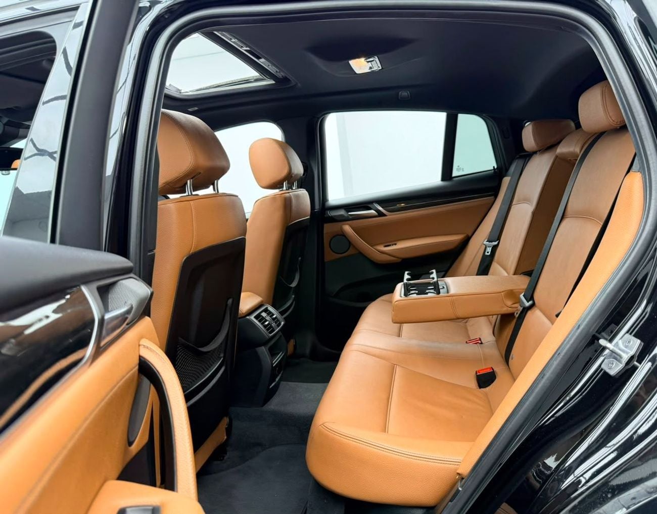 بي أم دبليو X4 M40I 2018 BMW X4 M40i, Full BMW Service History, Fully Loaded, Excellent Condition, GCC