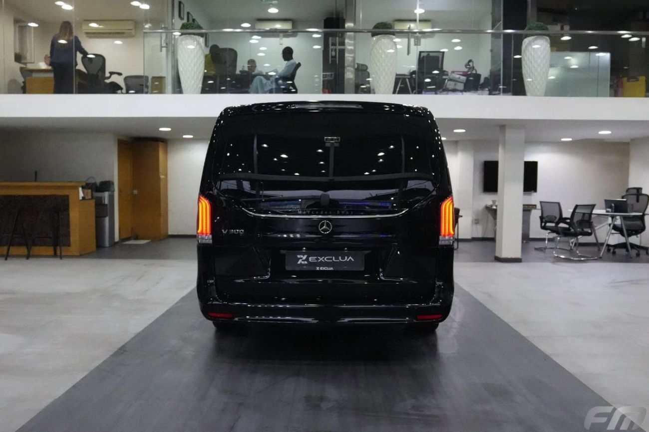 Mercedes Benz V300 AVANTGARDE VIP BUSINESS VAN – FULL LUXURY OPTION | BRAND NEW | GCC | 2025