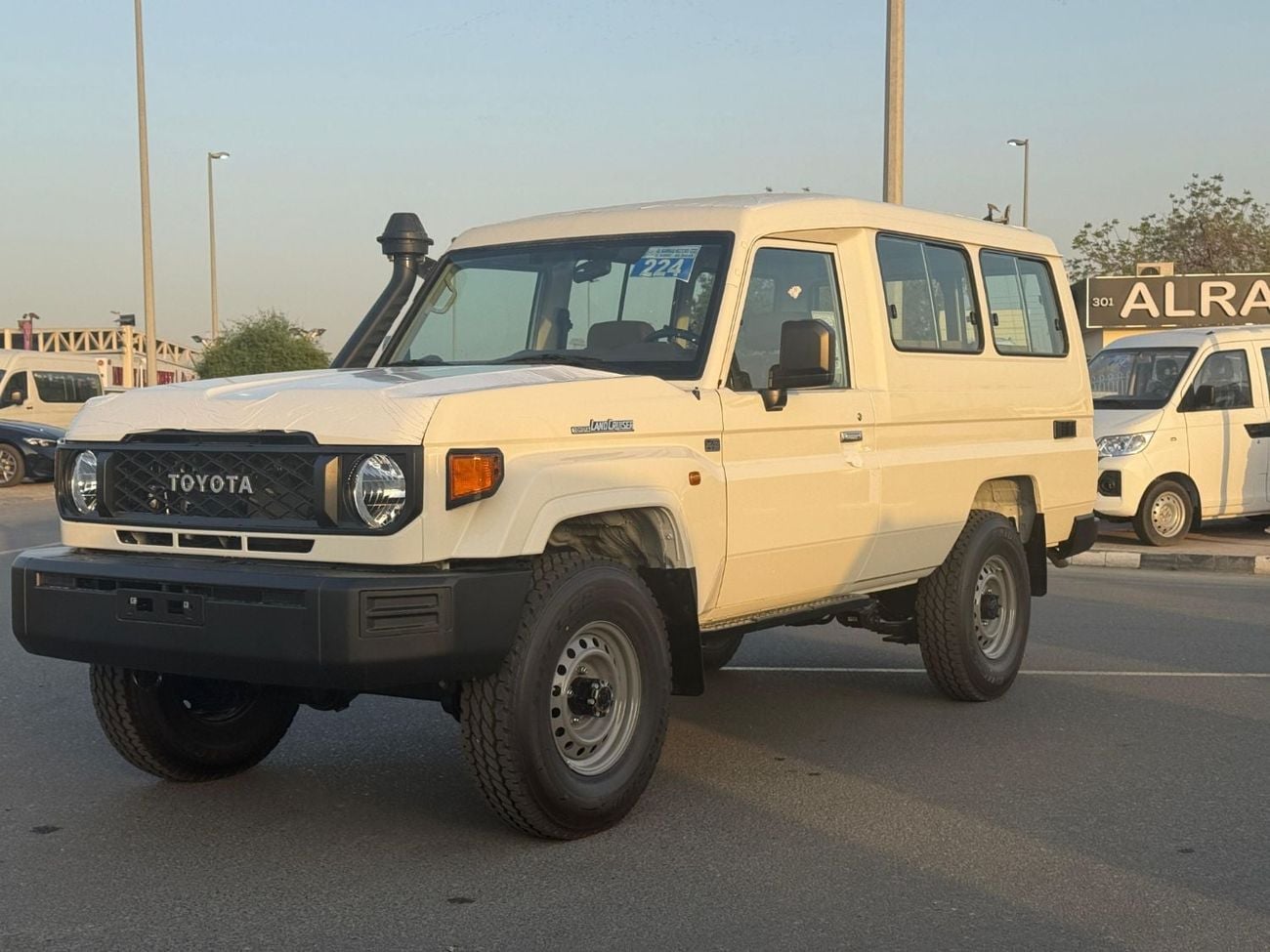 Toyota Land Cruiser 70 LC 78 2.8L DSL AT - LC78 2.8L DSL M/T - EXPORT ONLY