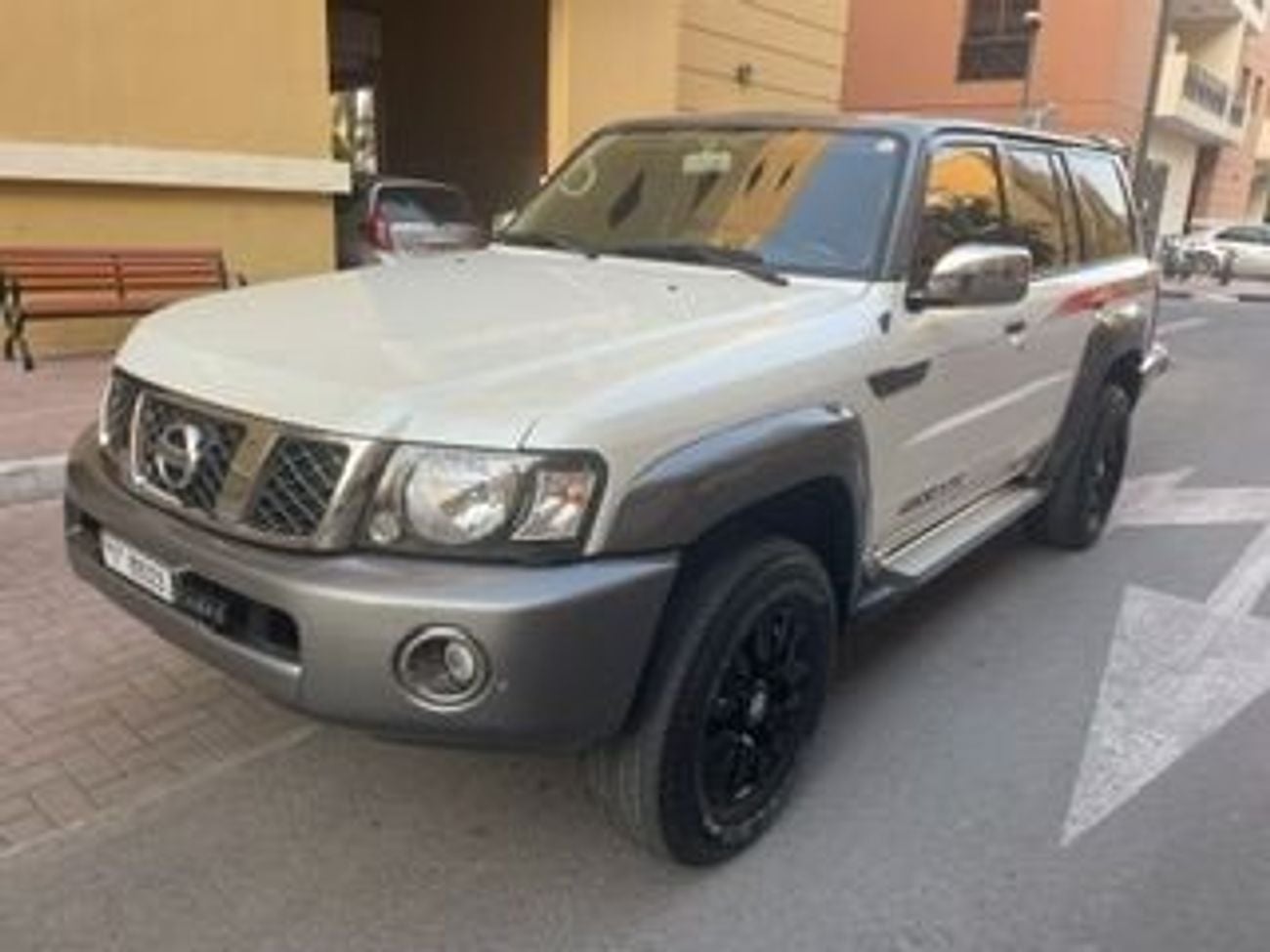 Nissan Patrol SUPER SAFARI 2019 GCC SINGLE OWNER IN MINT CONDITION