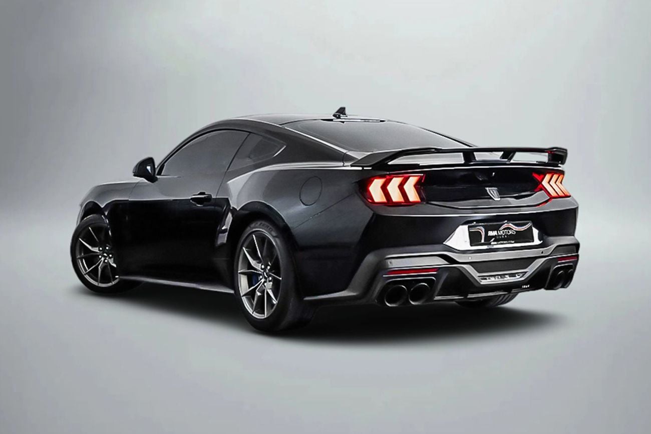 Ford Mustang DARK HORSE PREMIUM