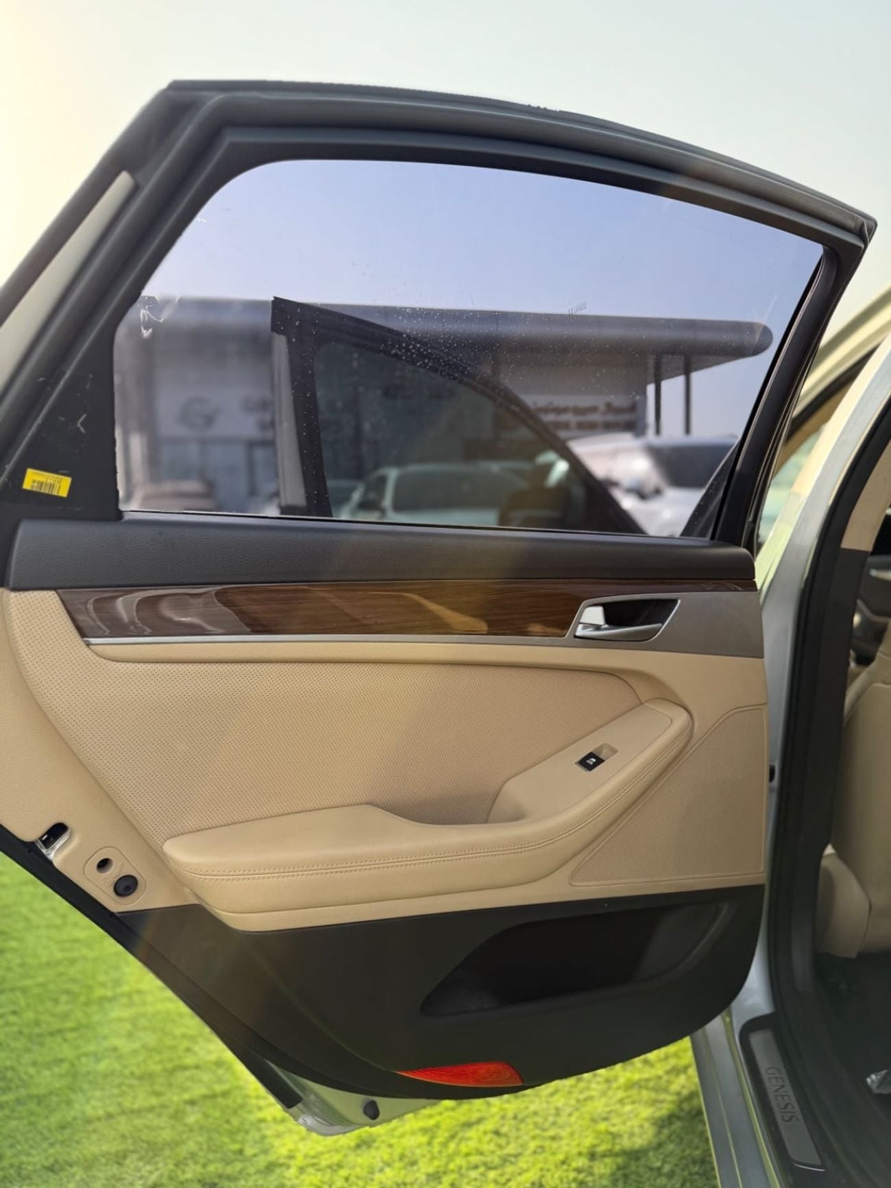 Genesis G80 BASE Genesis G80