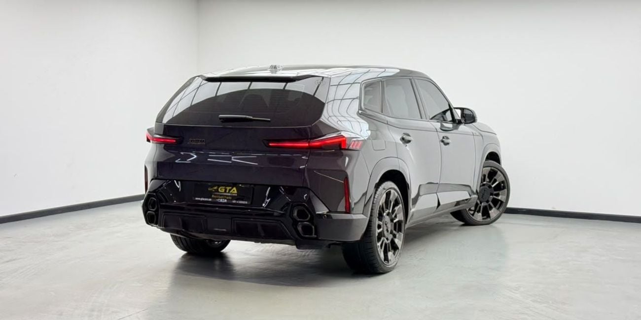 بي أم دبليو XM M SPORT بي إم دبليو XM موديل 2024، ضمان بي إم دبليو + باقة خدمة 2029، سجل صيانة كامل من بي إم دبليو، مقصورة