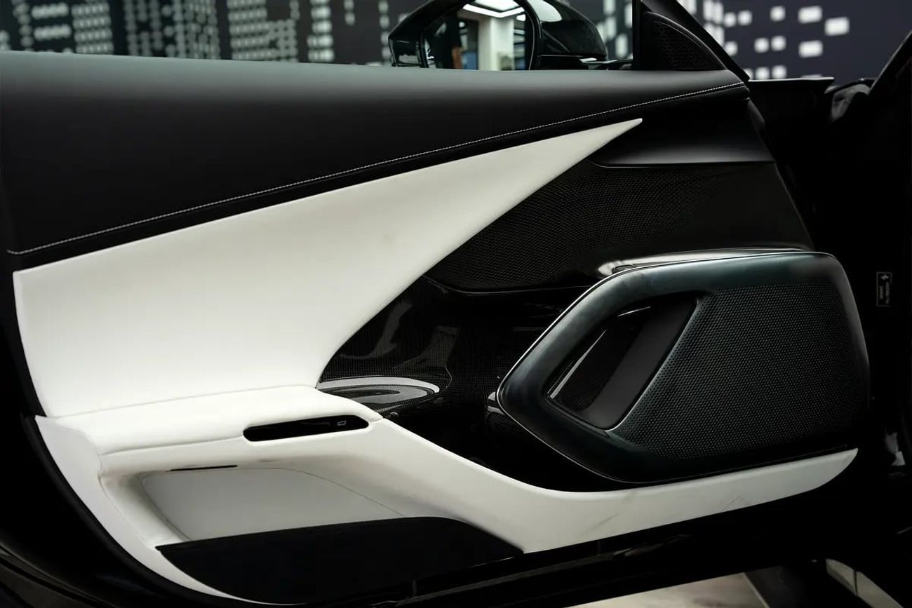 فيراري 12سيلندري FERRARI | 12 CILINDRI | 2026MY | FULL SPECS CARBON FIBER INSIDE OUTSIDE