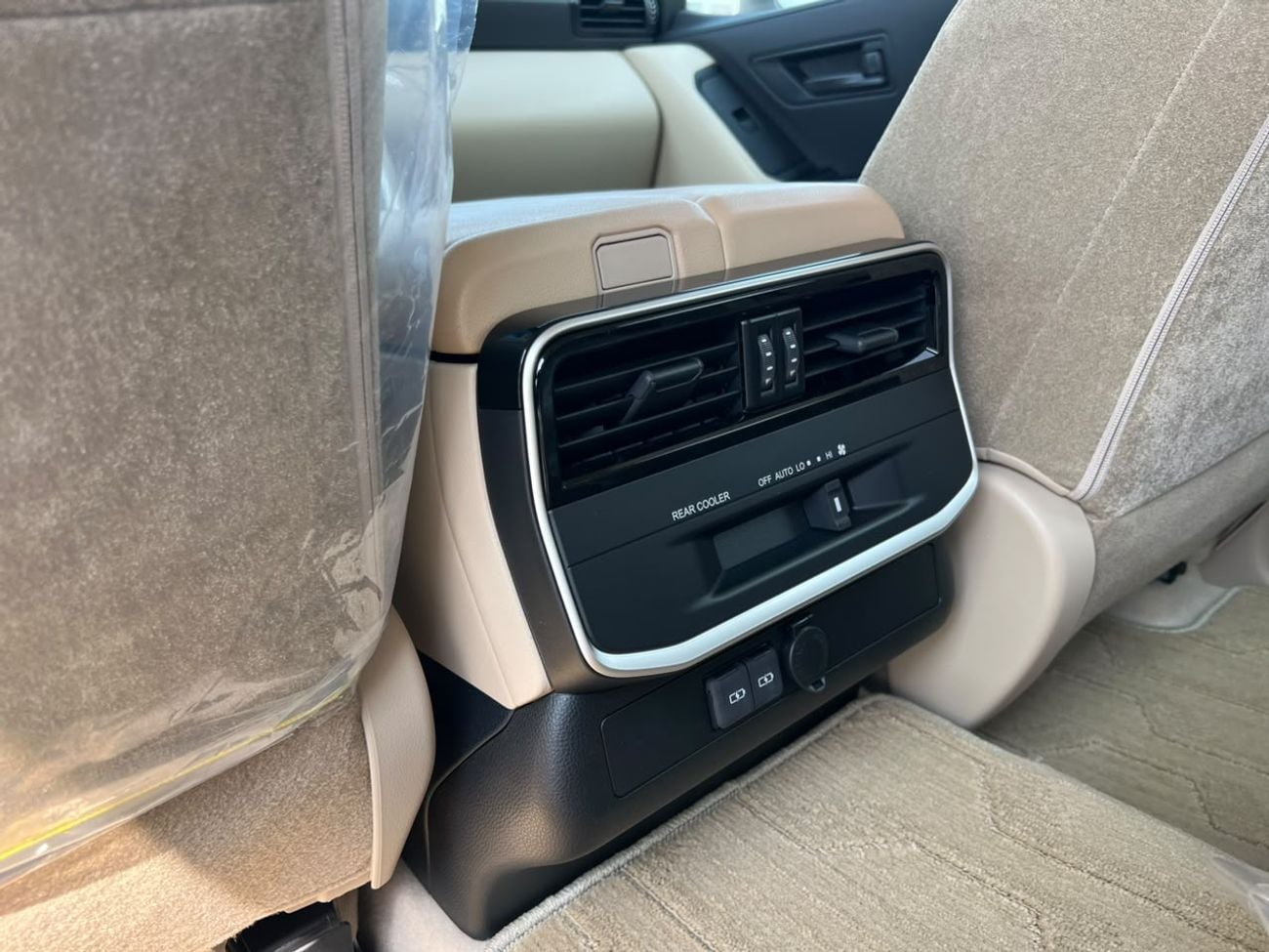Toyota Land Cruiser GXR