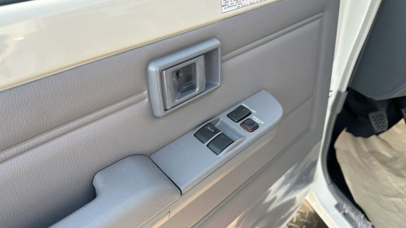 Toyota Land Cruiser 70 LC 78 HARDTOP 4.0L MT S/C 4.2 DIESEL