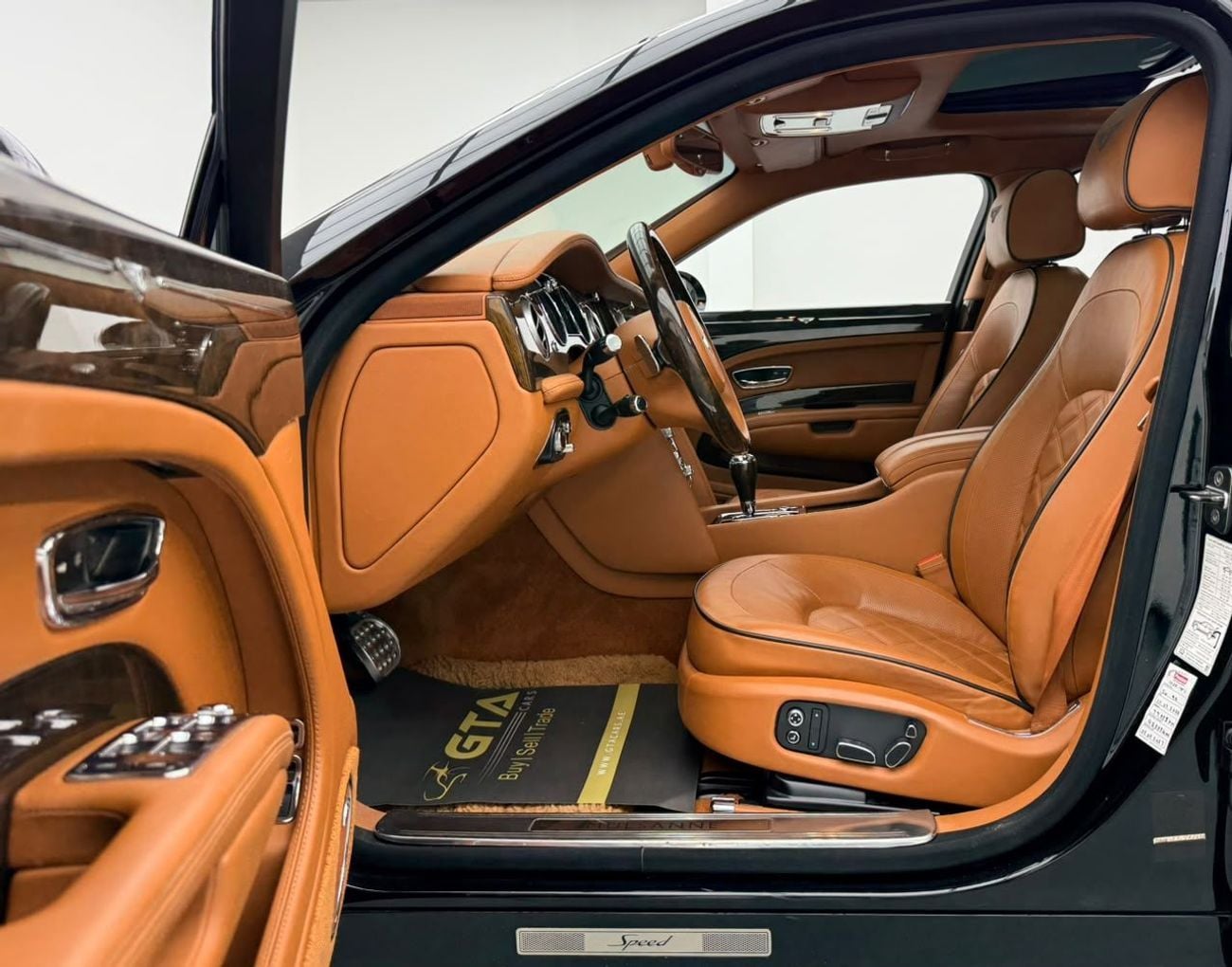Bentley Mulsanne SPEED 2016 Bentley Mulsanne Speed, Full Service History, GCC Specs.