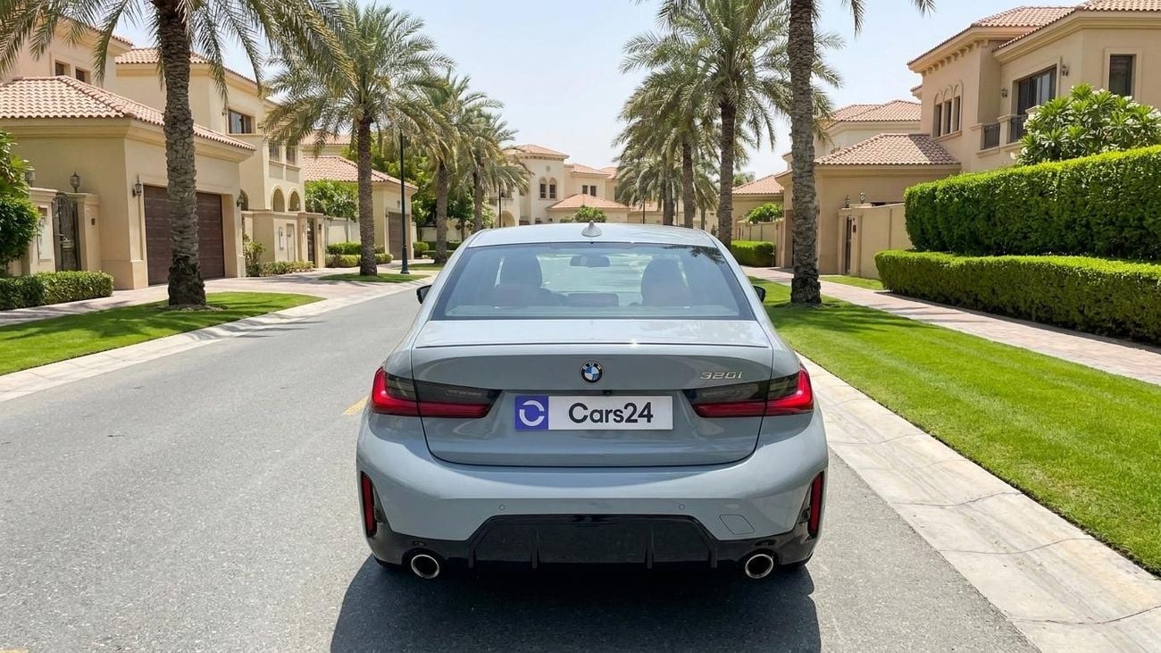بي أم دبليو 320 M SPORT كارس24 هي سوق ضخم للسيارات المستعملة موثوق ومضمون ٪كارس24 هي سوق ضخم للسيارات المستعملة موثوق ومضمون