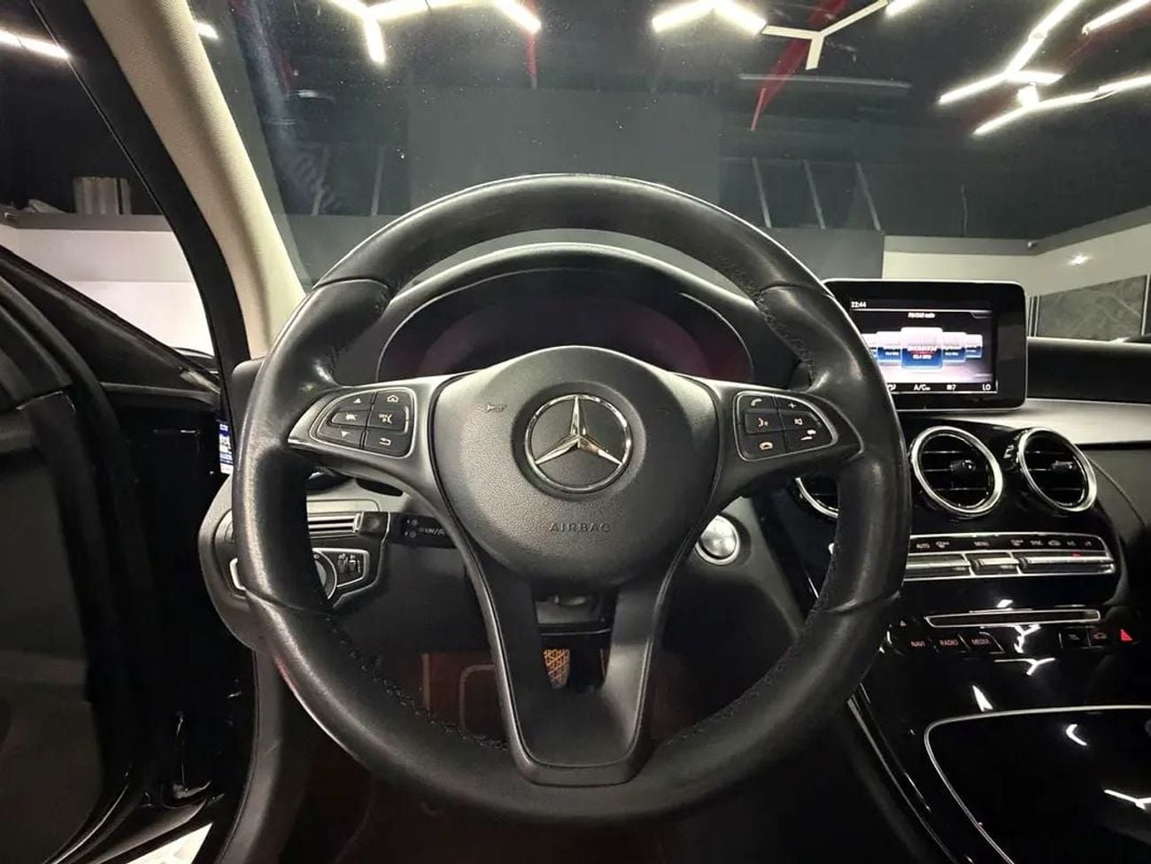 مرسيدس بنز C 200 أفانتجاردي