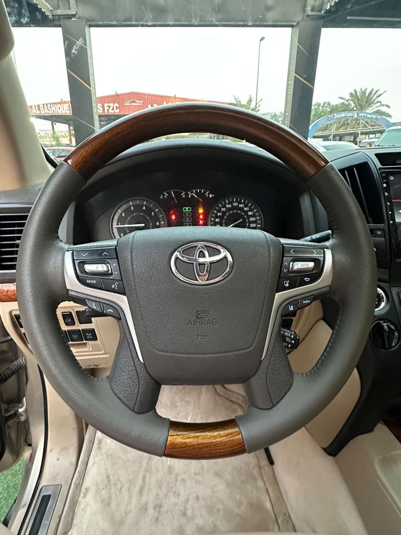 Toyota Land Cruiser GXR