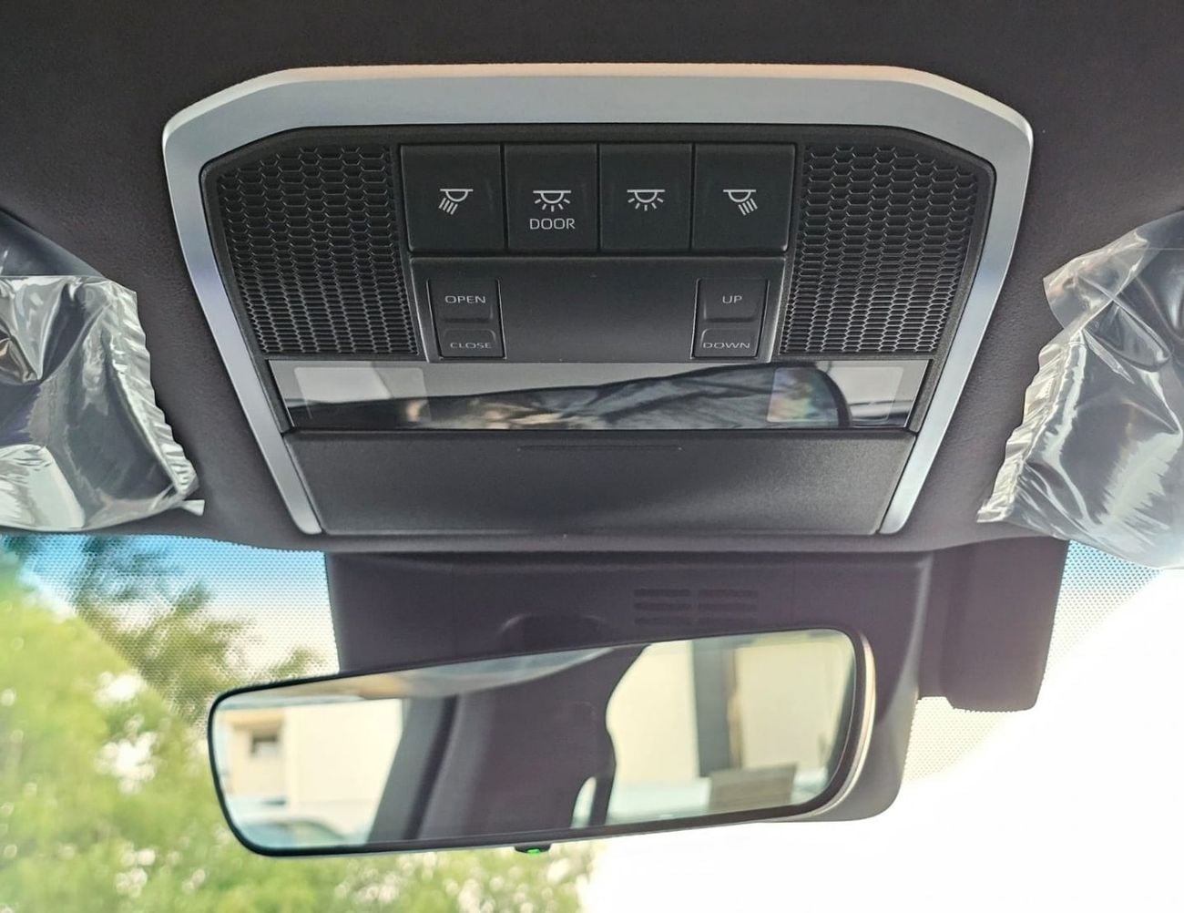 Toyota Land Cruiser VX TOYOTA LANDCRUISER LC300 VX TWIN TURBO || RADAR | JBL,BIG DVD, REAR ENTERTAINMENT | DIESEL AT 3.3L V