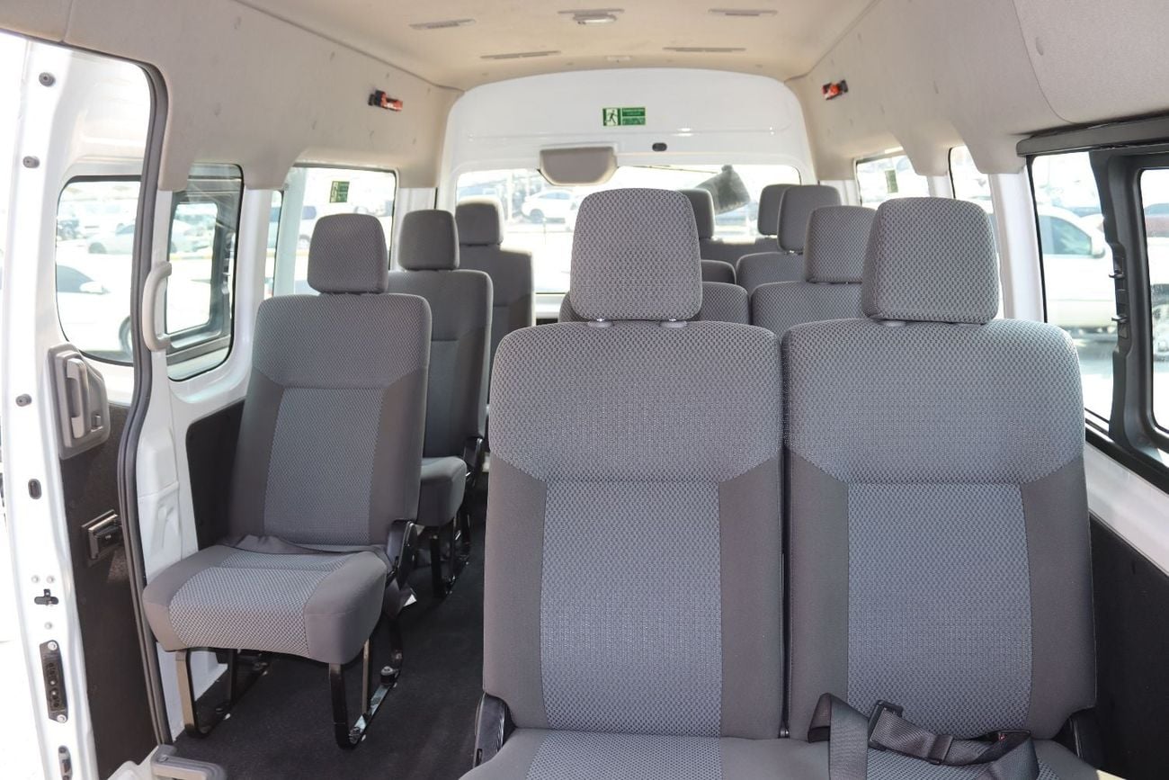 Nissan Urvan STANDARD HIGHROOF
