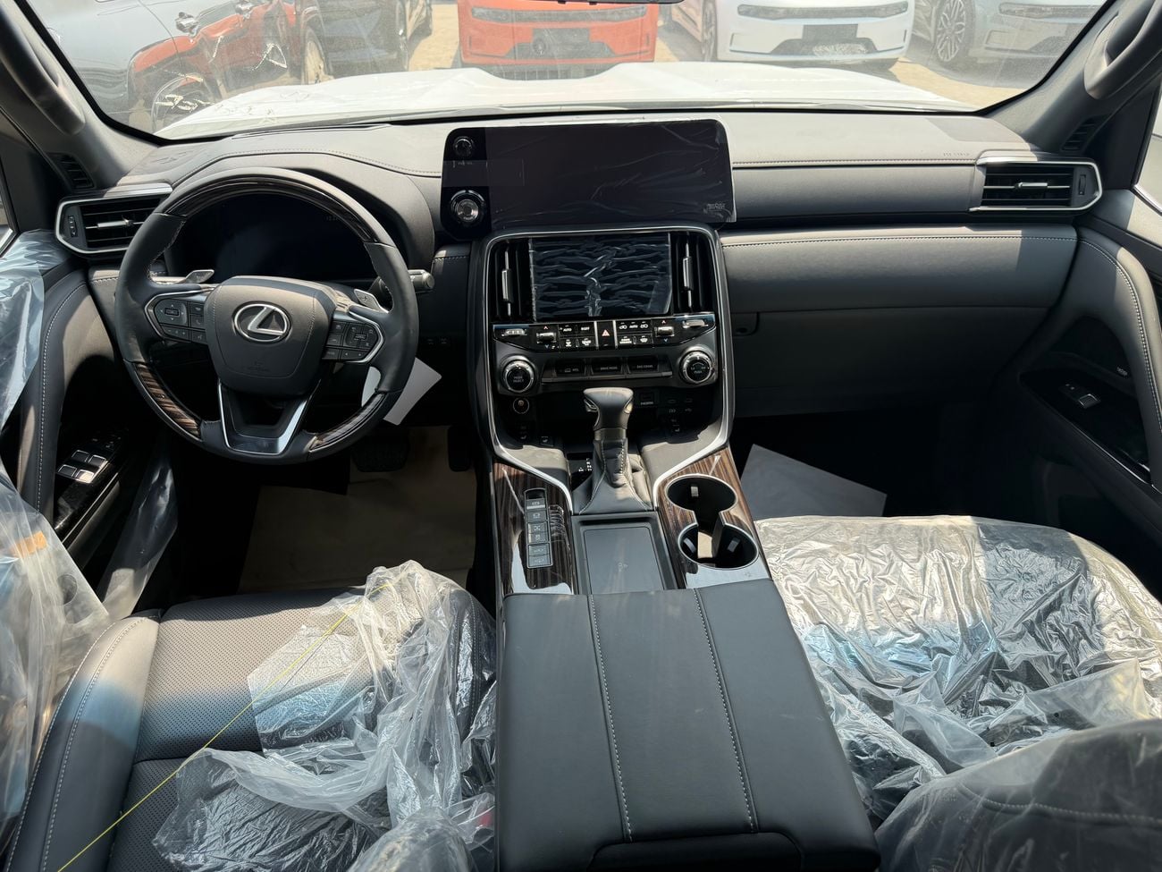 Lexus LX600 SIGNATURE
