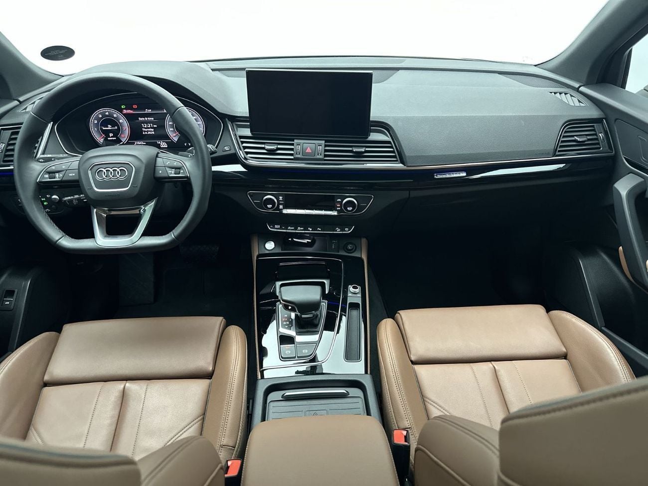 Audi Q5 45 TFSI S-LINE quattro 249hp (Ref# 42750)
