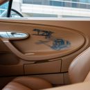 بوغاتي شيرون 2021 BUGATTI CHRION (1 OF 20) DONE 6000KM (4 YEARS WARRANTY+ SERVICE)